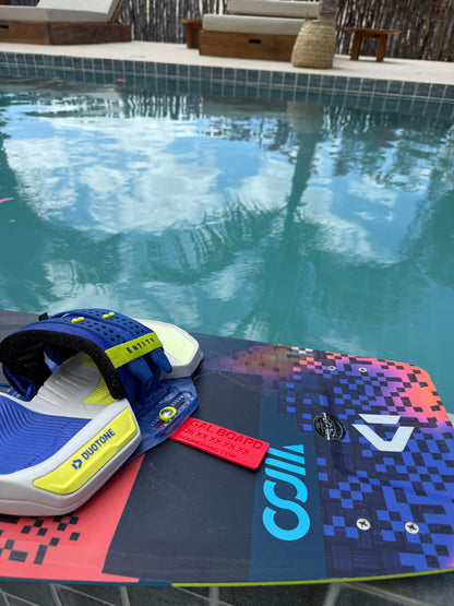 Regulatory Rectangle Tag (110)