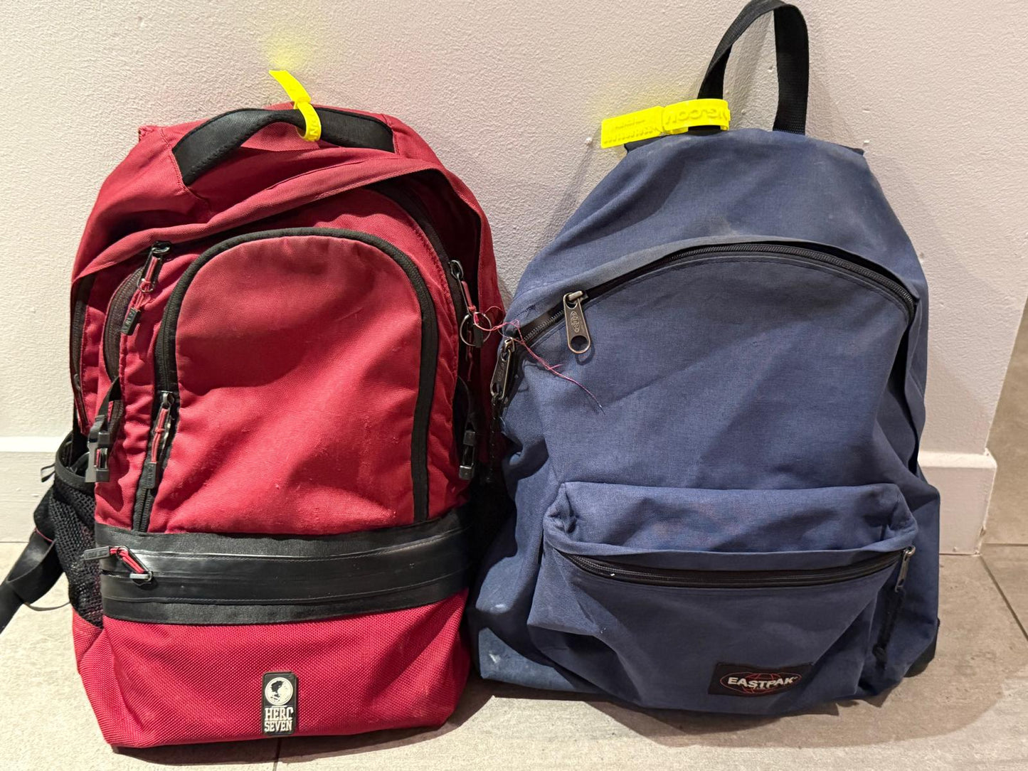 SCHOOL (SMALL 40 mm)